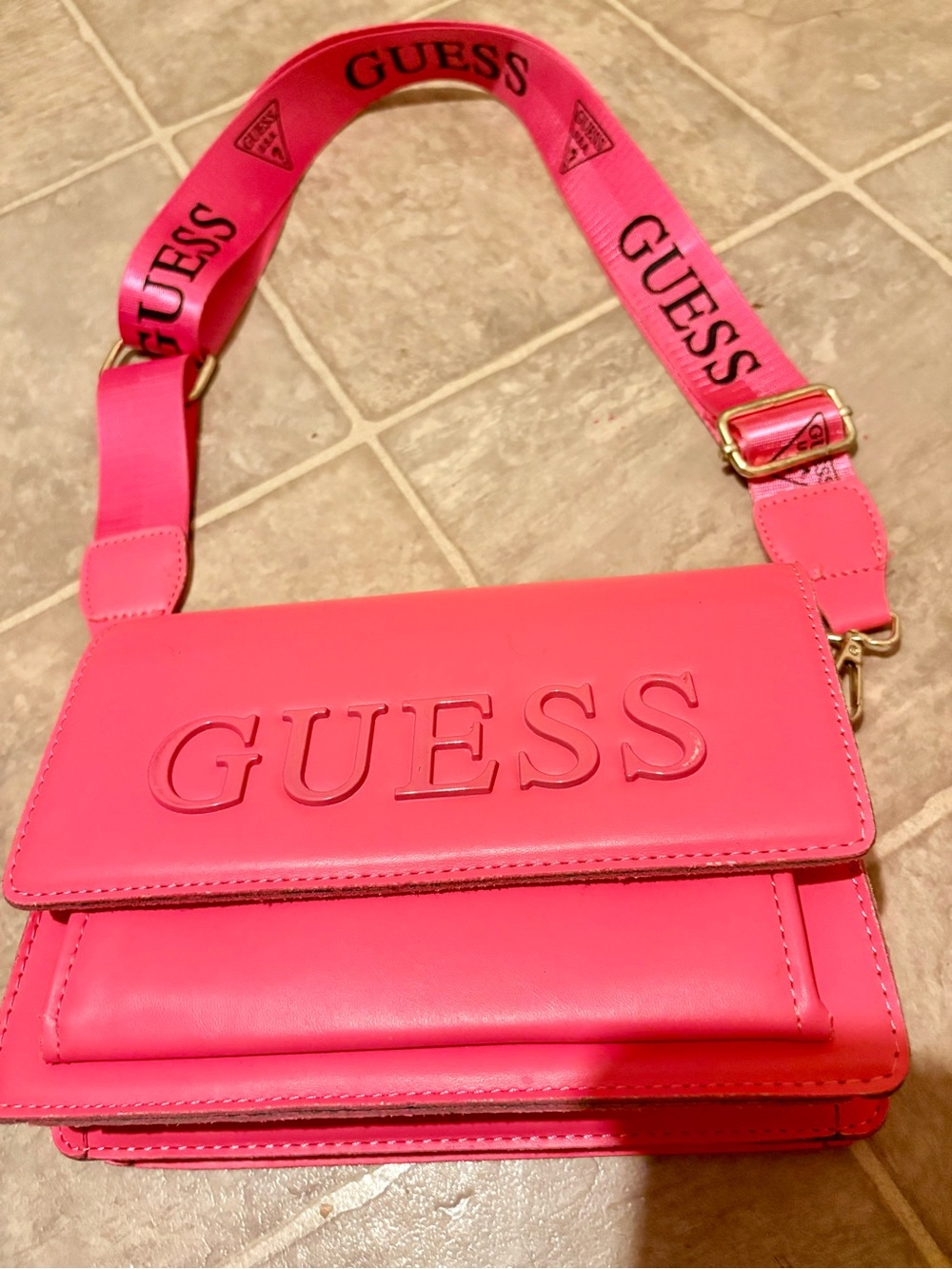 🩷Women’s GUESS Crossbody Purse